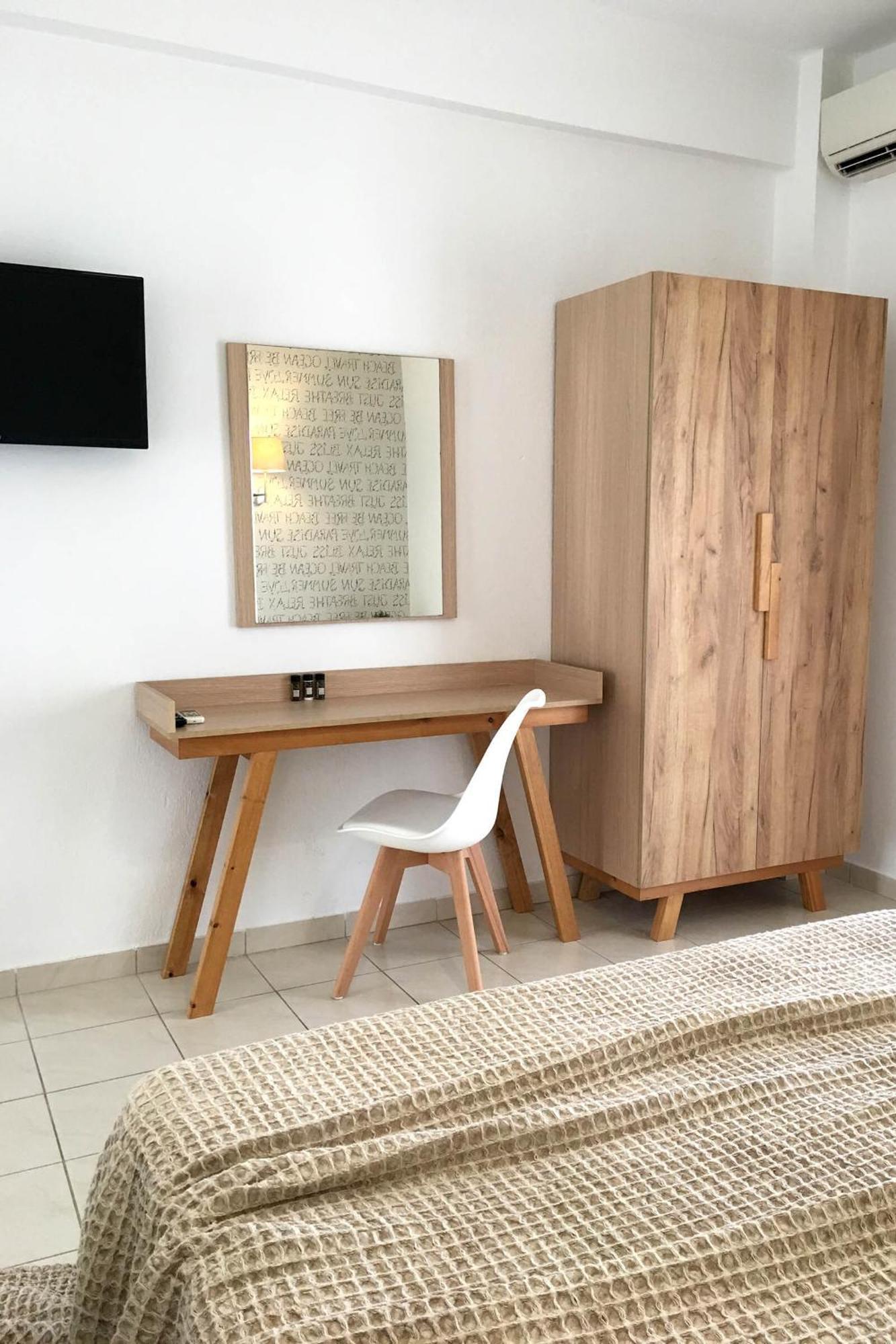 Philoxenia Earia Aparthotel Nea Vrasna Room photo